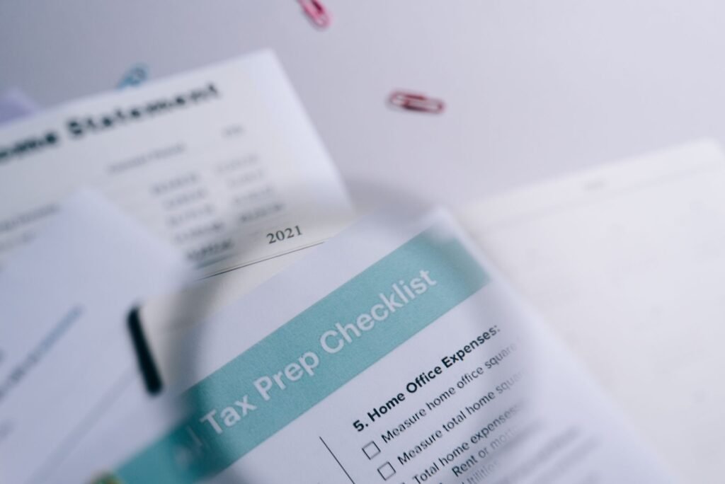 An image of a checklist for necessary documents to file claims in Nevada. — Nevada car insurance claims process