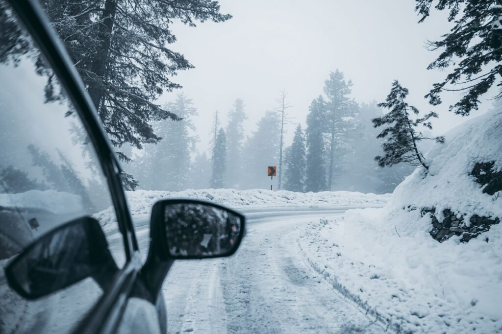An infographic illustrating Nevada weather conditions affecting insurance — comprehensive vs collision insurance Nevada